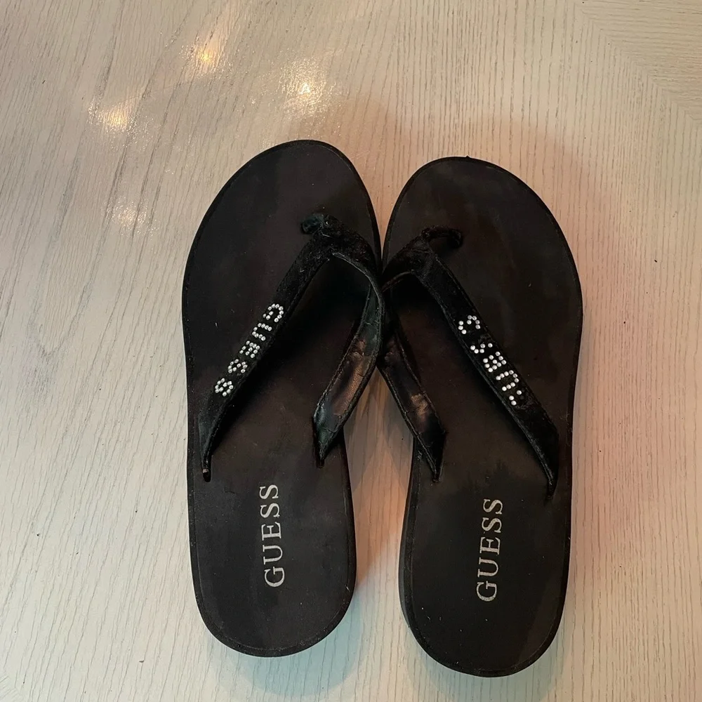 Guess Rhinestone Flip Flops - Picture 2 of 4
